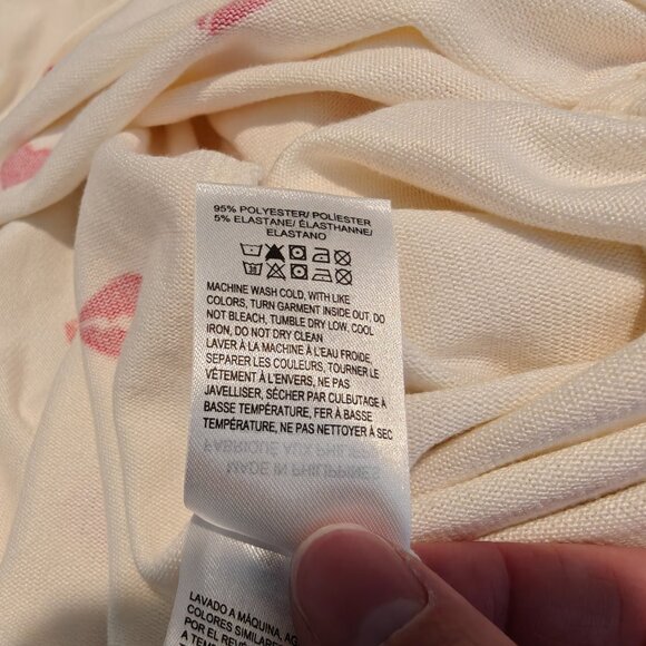 Lucky Brand Broken Hearts Sweatshirt Cream and Red XL Scrunch Detail Lightweight - Picture 8 of 8